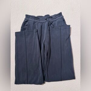 Softstream Lululemon Pants size 8 perfect condition